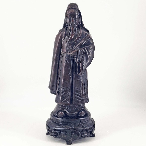 20th Century Asian Sculpture Guan Yu Chinese Warrior Hand  Vintage Chinese carved wood looking resin warrior figurine statue 11\